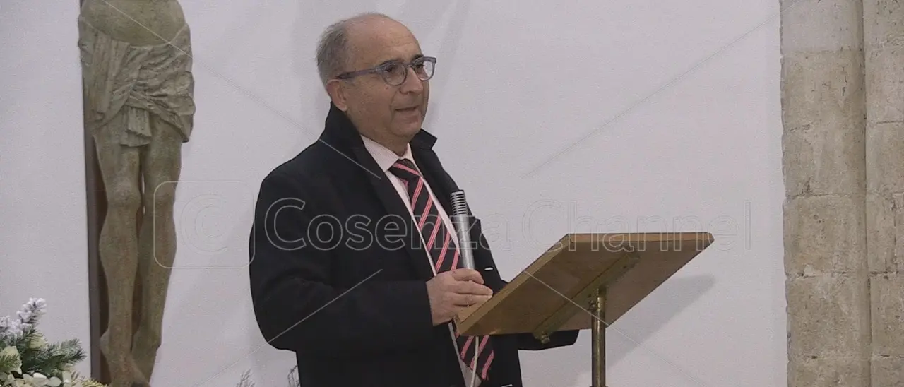 Magarò: «Se Cosenza vuole gettare via il monumento di Cosmai, lo prenderò io a Castiglione»