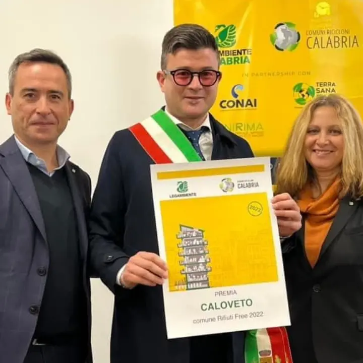 Differenziata, Caloveto tra i \"comuni rifiuti free\" riconosciuti da Legambiente