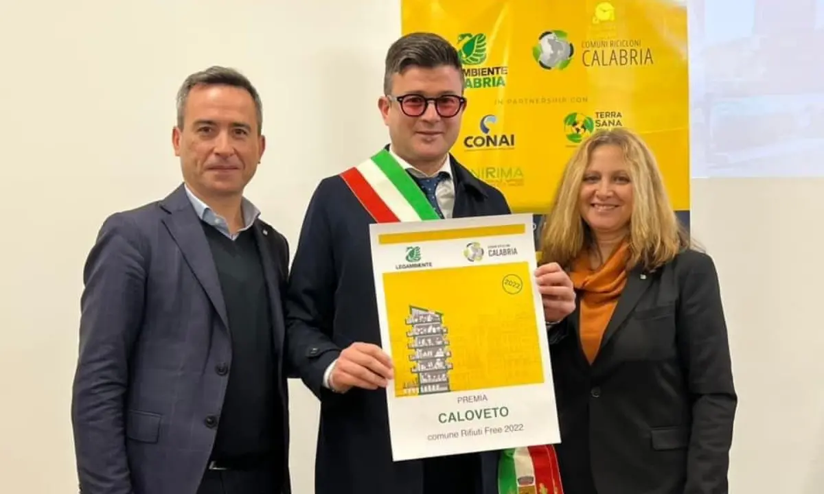 Differenziata, Caloveto tra i \"comuni rifiuti free\" riconosciuti da Legambiente