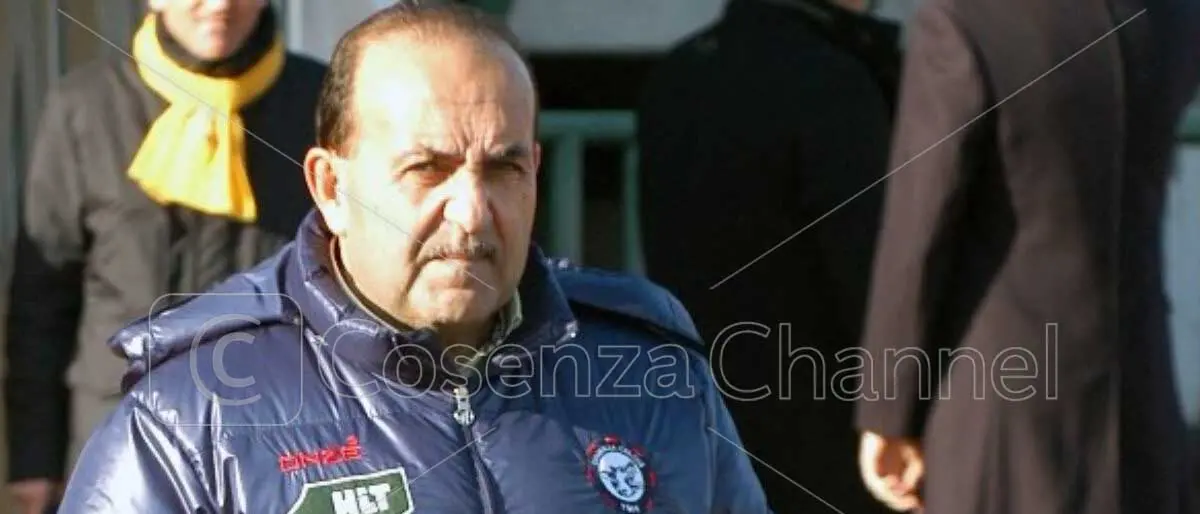 Cosenza, l'ex presidente Paletta: «Caruso e Succurro, non state a guardare»