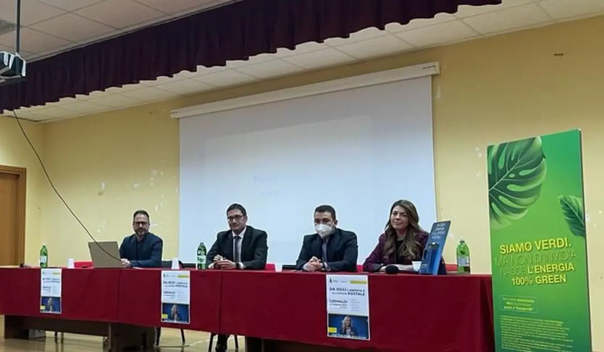 Grimaldi e Poste italiane presentano l'offerta luce e gas ai cittadini