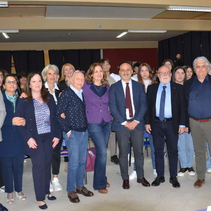 All’ITC \"L. Palma\" di Corigliano Rossano presentato il libro del prof. Tommaso Greco