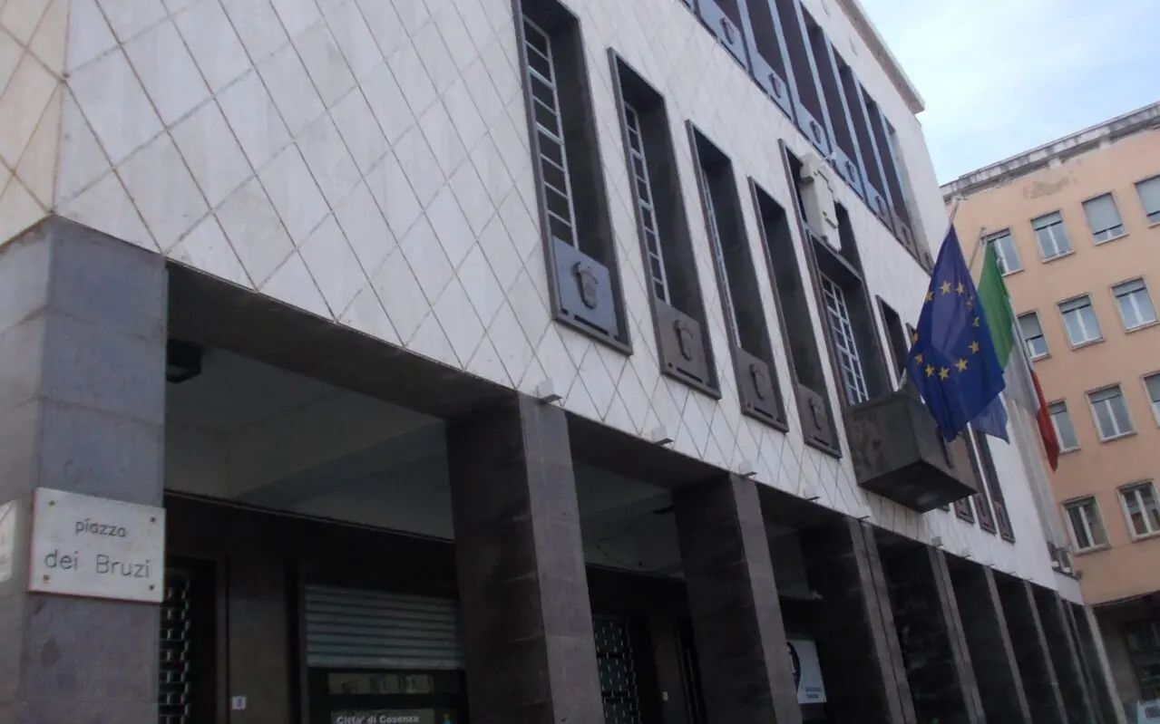 Comune, addetti alle pulizie ancora senza stipendi