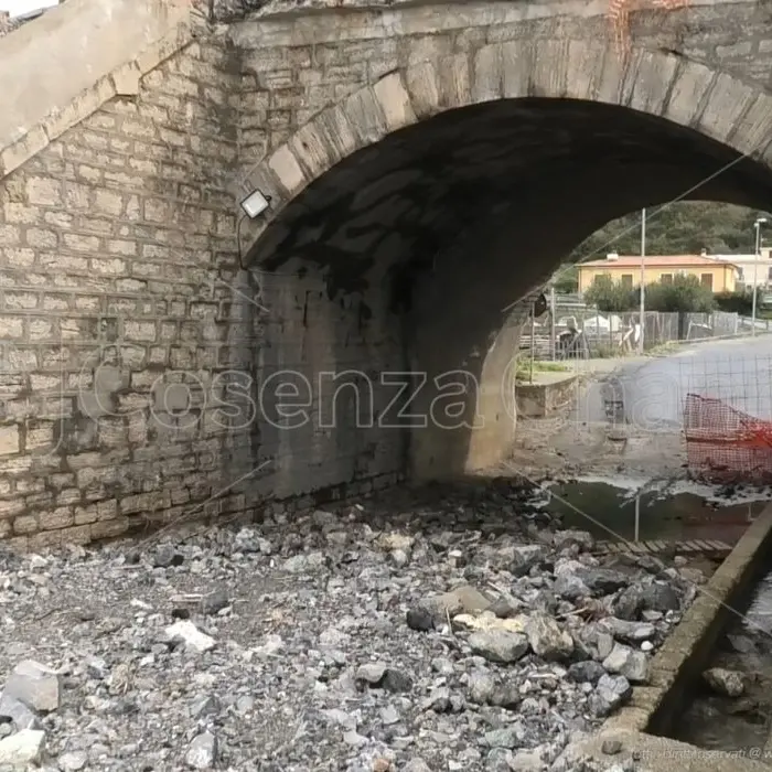 Paola, strade interrotte da novembre: la mareggiata ha eroso villetta Panaro