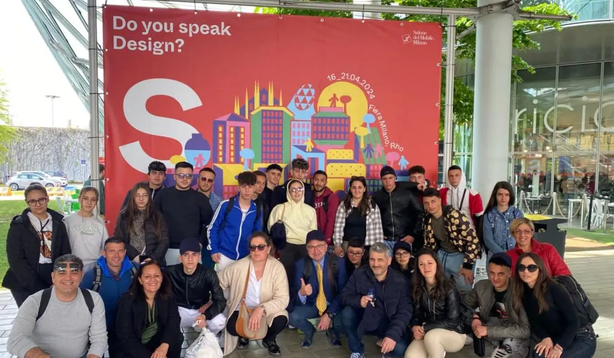 Da Sant'Agata d'Esaro a Rho, gli studenti dell'Ipsia al \"Salone del Mobile 2023\"