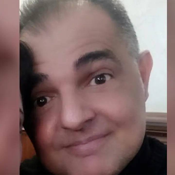 \"Una lettera per Maurizio\": sta molto male, l'amica invita tutti a scrivergli parole di incoraggiamento