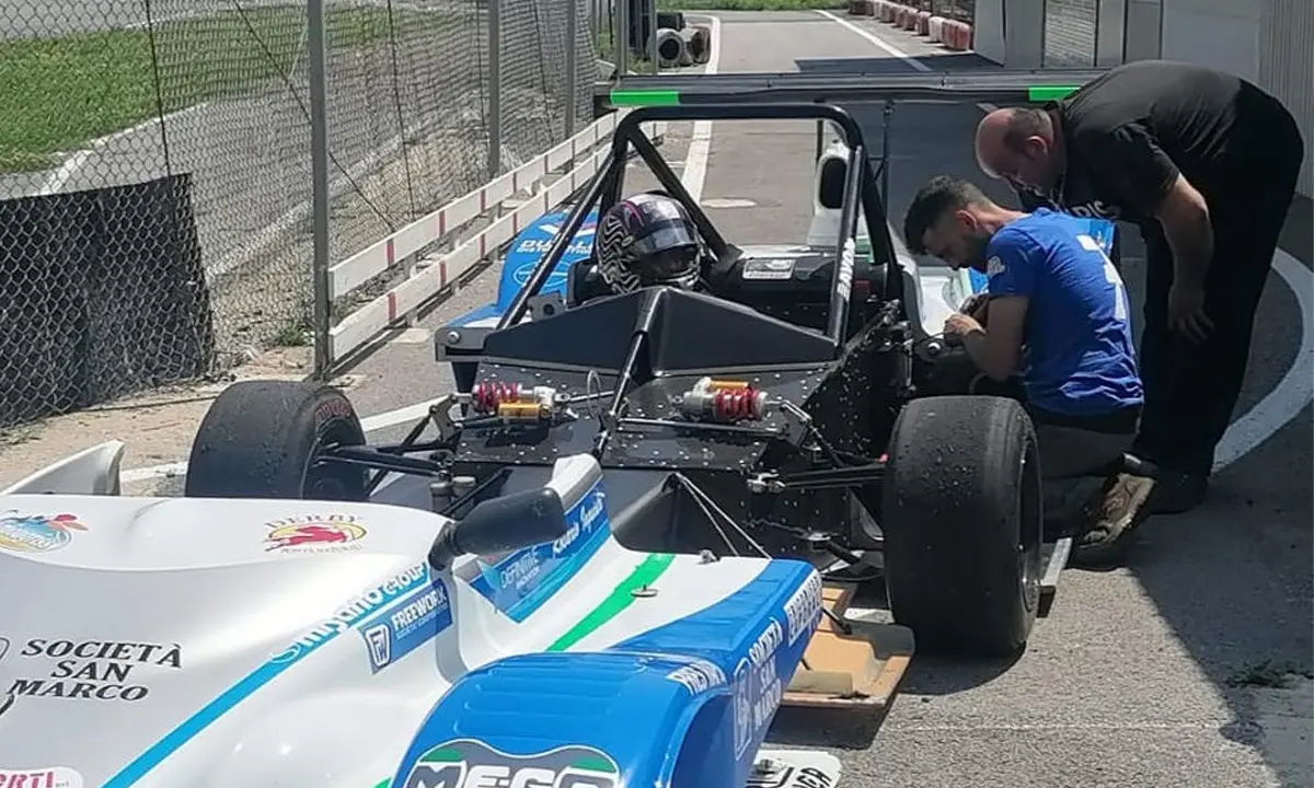Automobilismo, il pilota cosentino Iaquinta non si nasconde: «Punto al poker»
