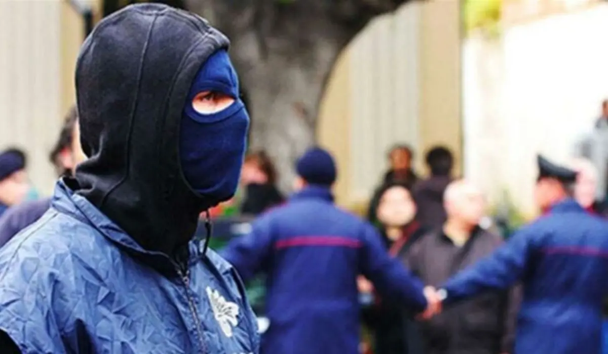 Catanzaro, 82 indagati per associazione mafiosa tra la presunta cosca dei nomadi
