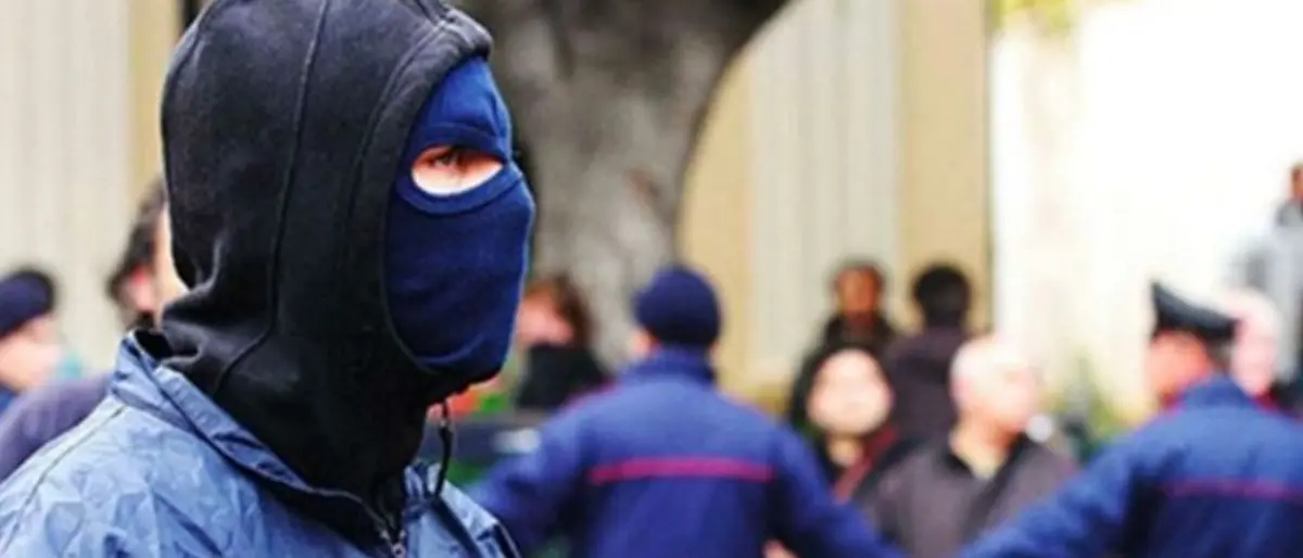 Catanzaro, 82 indagati per associazione mafiosa tra la presunta cosca dei nomadi