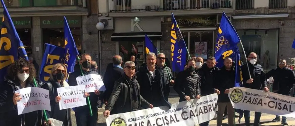 Vertenza Simet, fumata nera a Catanzaro sul futuro dei lavoratori