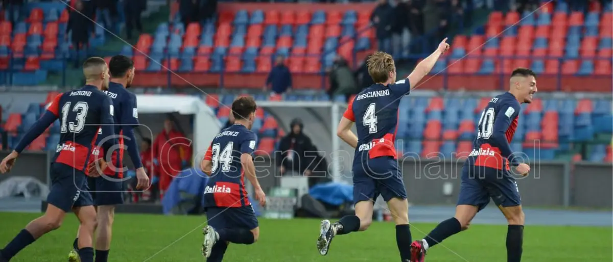 Brescianini rialza il Cosenza: Spal battuta di misura al \"Marulla\"