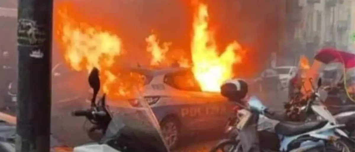 Napoli-Eintracht Francoforte, guerriglia urbana tra tifosi tedeschi e polizia
