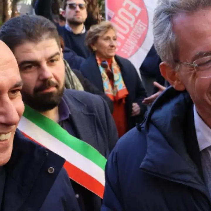 Folta rappresentanza di comuni cosentini a Napoli per dire no all'autonomia differenziata