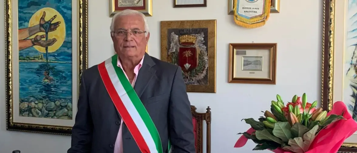 Amendolara in lutto. Scompare dopo una lunga malattia il sindaco Pasquale Aprile