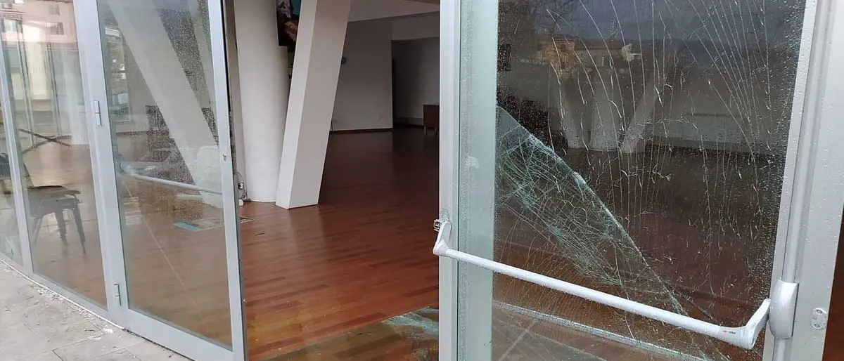 Cosenza, l'affondo dell'opposizione: «Giunta incapace di reagire ai danni del nubifragio»