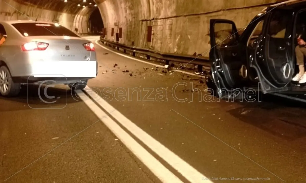 Terribile incidente tra Paola e Cosenza, quattro feriti gravi