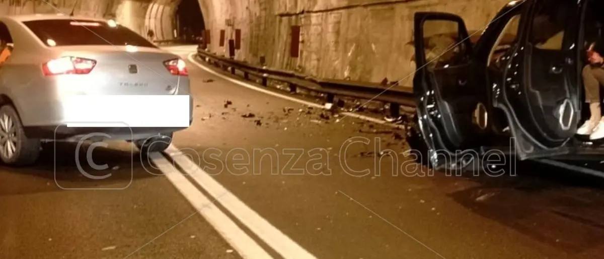 Terribile incidente tra Paola e Cosenza, quattro feriti gravi