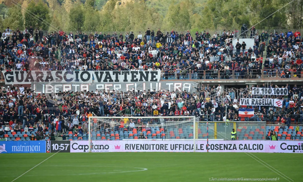 Nella corsa-salvezza nessuno ha il tifo del Cosenza. E' l'asso nella manica di Viali