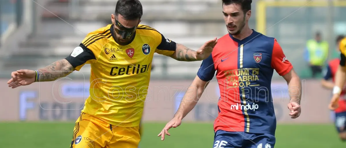 Cosenza-Brescia, Delic salta l'andata dei playout: le motivazioni