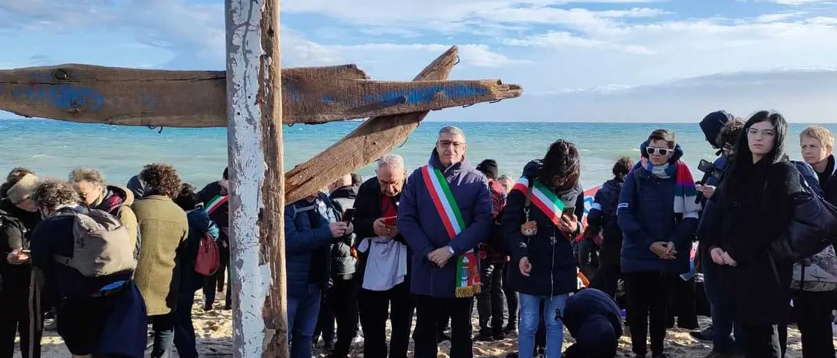 Strage di Cutro, a Cassano due giovani sopravvissuti ospiti di Papasso in Comune