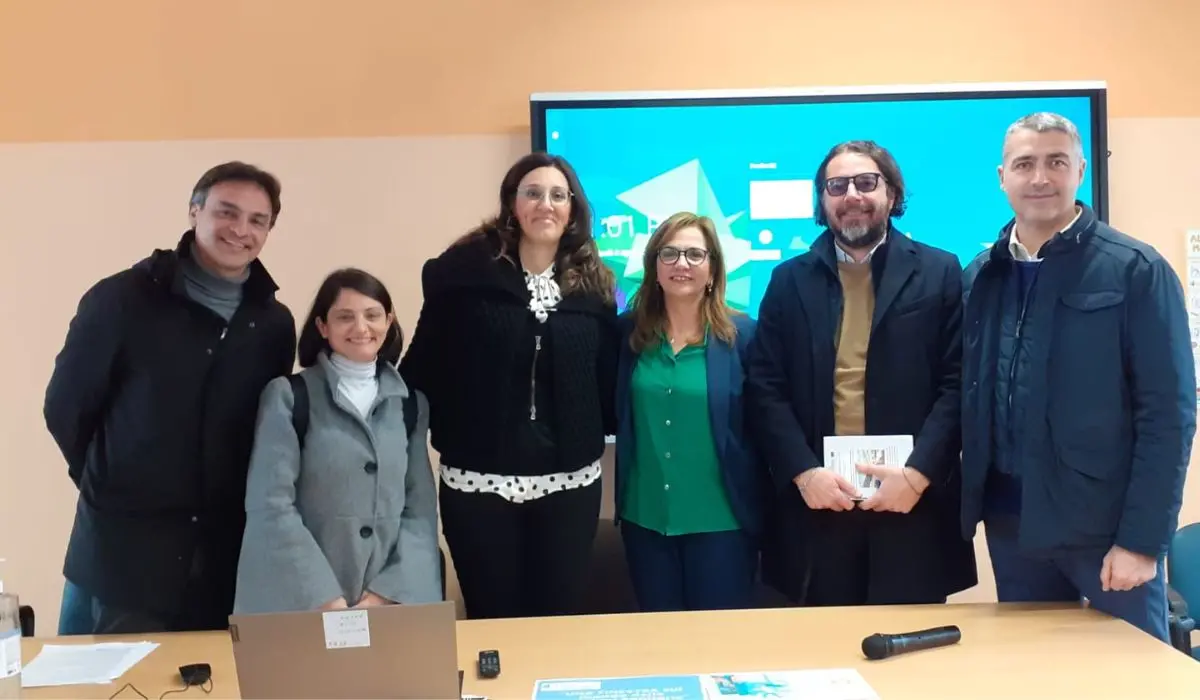 Paola, l'amministrazione comunale “in cattedra” all’IIS Pizzini-Pisani