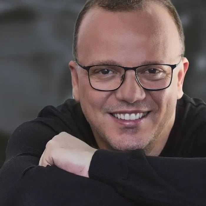 Gigi D'Alessio pronto a infiammare il teatro dei Ruderi di Cirella