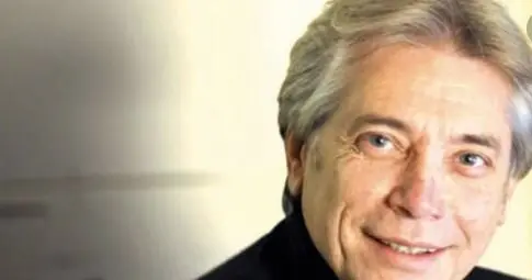 Musica, Nino D'Angelo torna in Calabria. Concerti a Diamante e Corigliano Rossano