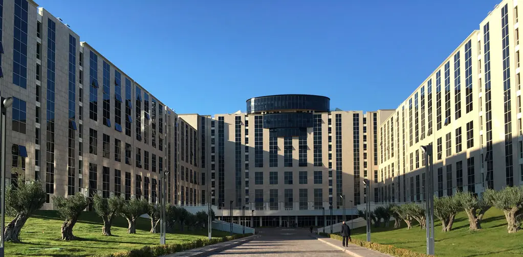 Regione Calabria, arrestata ex responsabile corruzione: ecco l'indagine