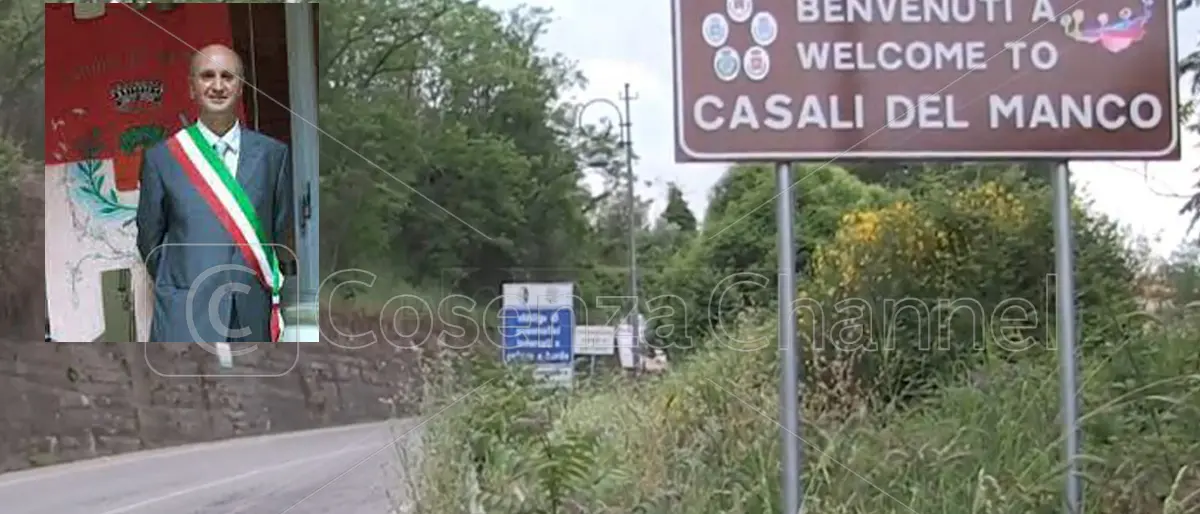 Casali del Manco, ufficiale il ticket Morrone-Oliverio. «Scriveremo insieme una nuova pagina politica»