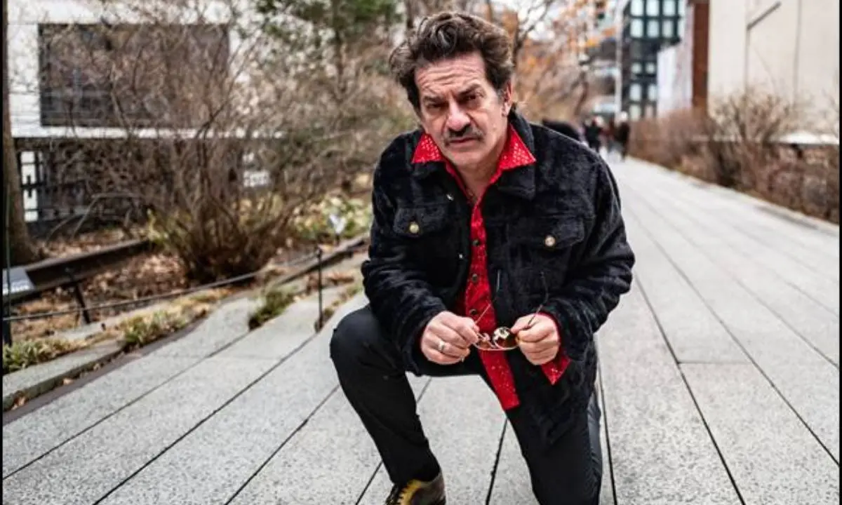Peppe Voltarelli a Parigi per il Festival della canzone d’autore italiana