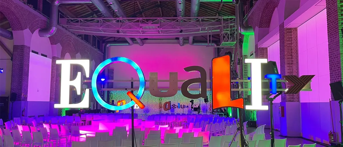 Cosenza come esempio di nuovi modelli urbani. Ad Aosta, Milano e Roma si parla della città