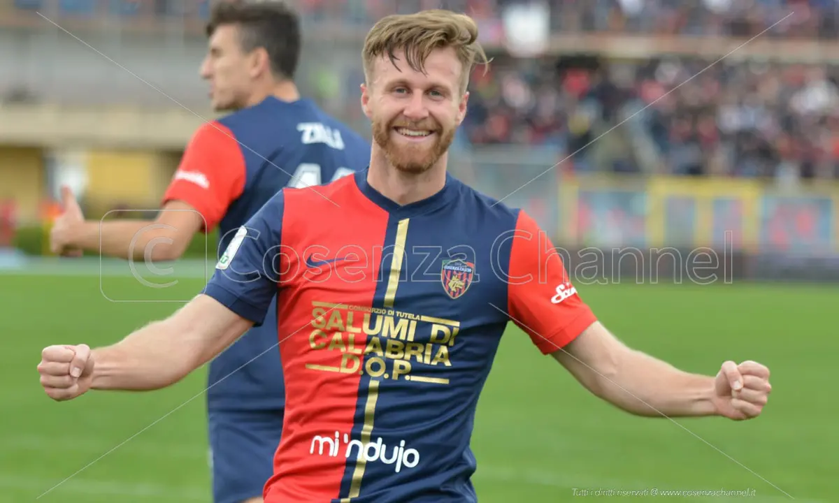 Christian D'Urso ceduto dal Cosenza a titolo definitivo alla Triestina