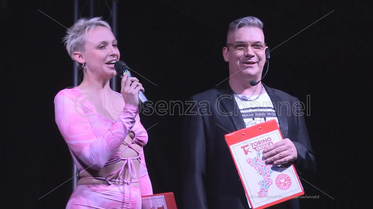 Fiera Erotica a Cosenza, boom di presenze per la tre giorni a luci rosse | VIDEO