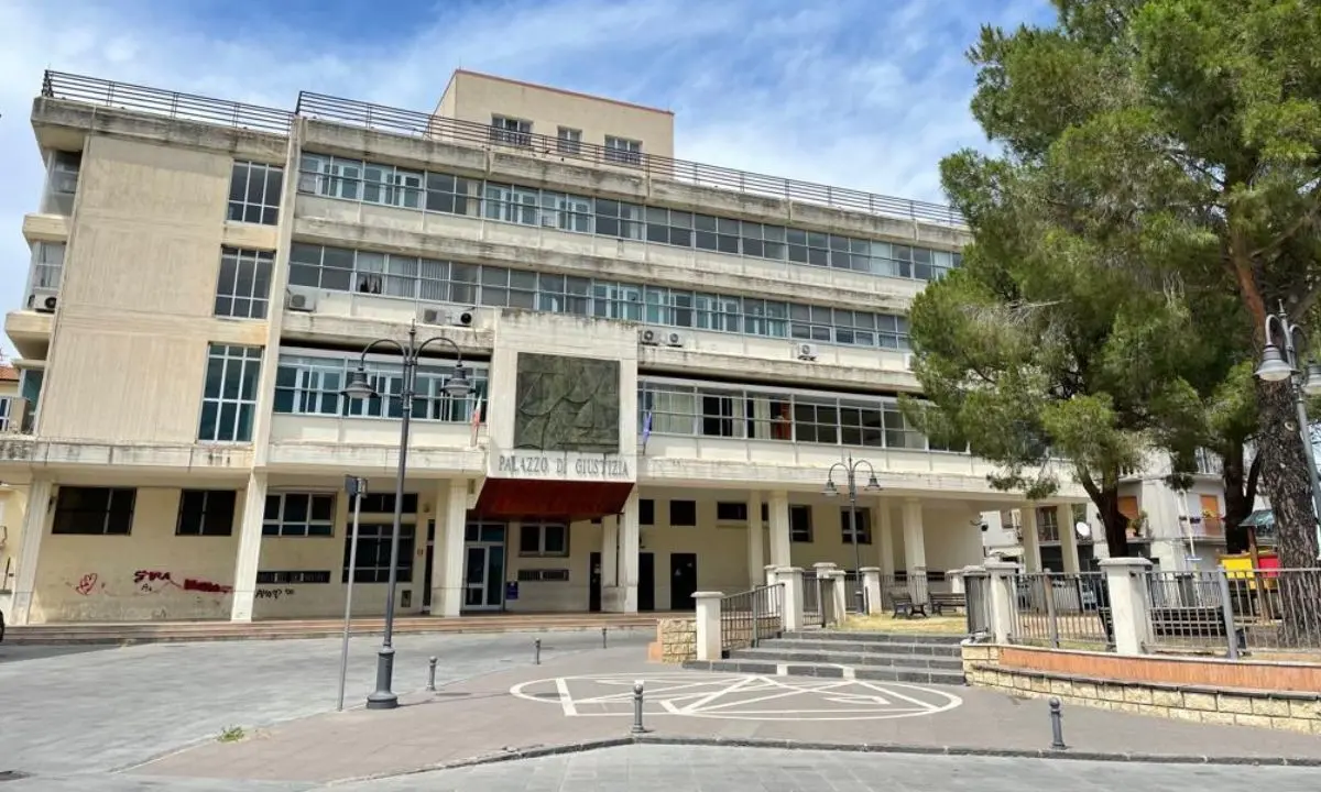 Tribunale di Corigliano Rossano, centrodestra e Graziano in coro: «Il comune formalizzi con gli atti la disponibilità dell’immobile»