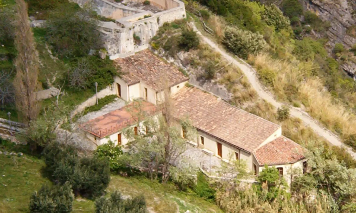 Civita, l'antica filanda torna nella disponibilità del Comune