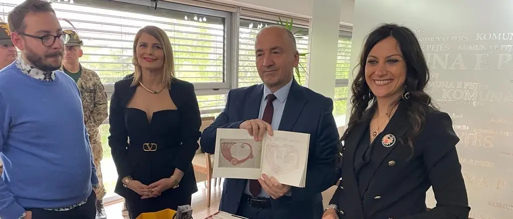 Rafforzato il ponte tra Cosenza e il Kosovo. Firmato il \"Patto di amicizia\" tra i due territori