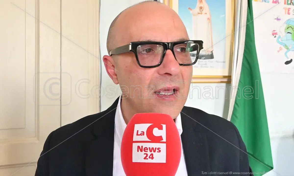 Acri, il Comune trasforma a tempo indeterminato i contratti di 20 unità