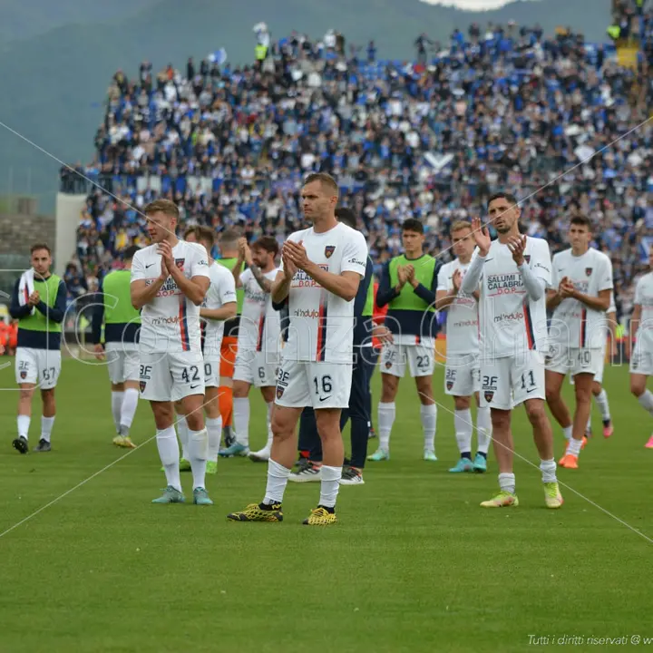 Vivo, morto o (preferibilmente) X