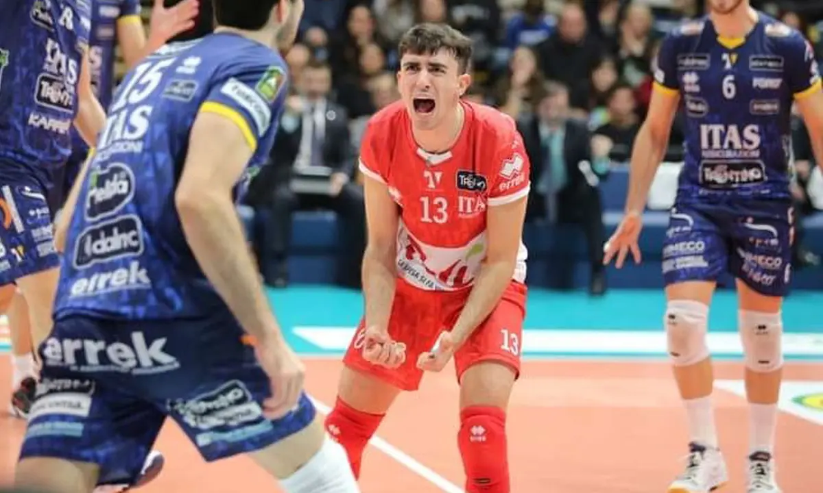 Rossano terra di campioni di pallavolo. La storia di Gabriele Laurenzano che vuole portare la sua città sul tetto d'Italia
