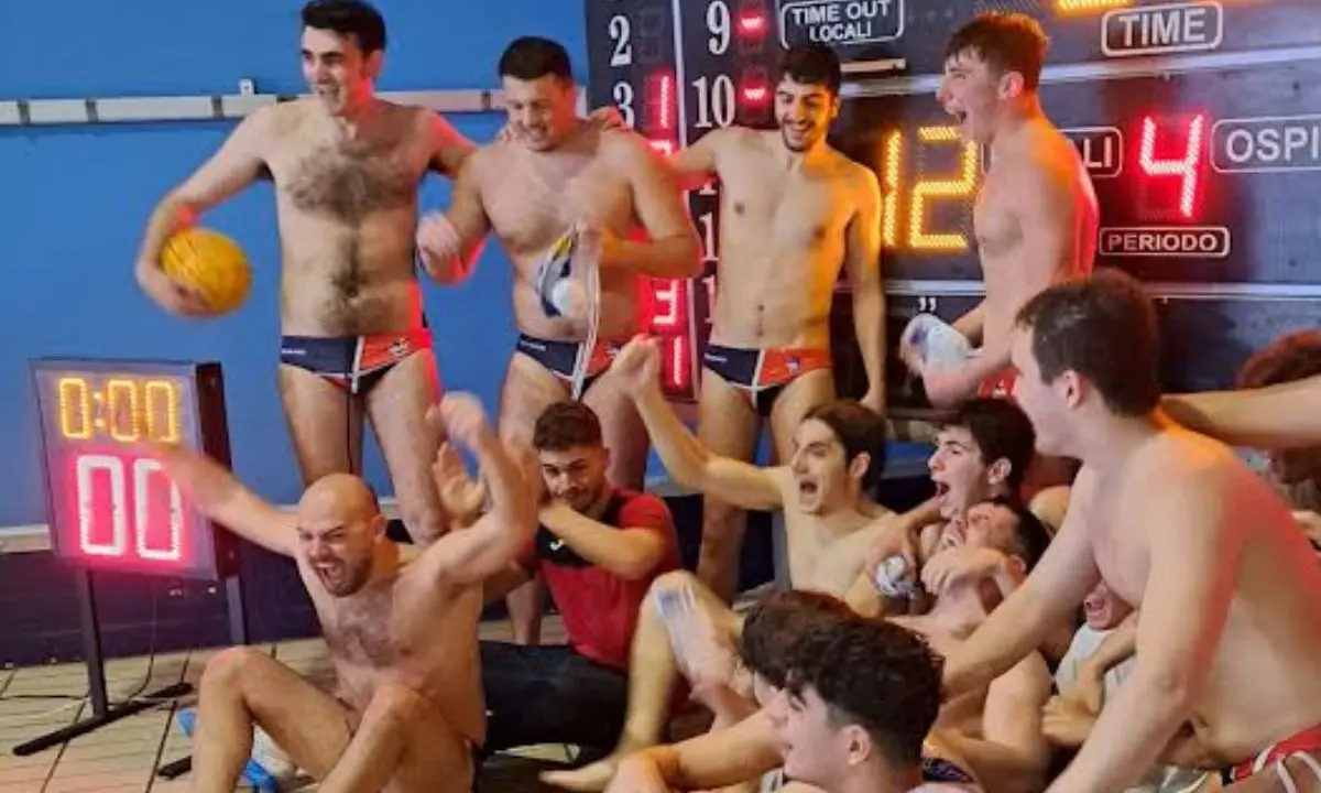 Pallanuoto, il Cosenza supera il Cus Palermo in rimonta