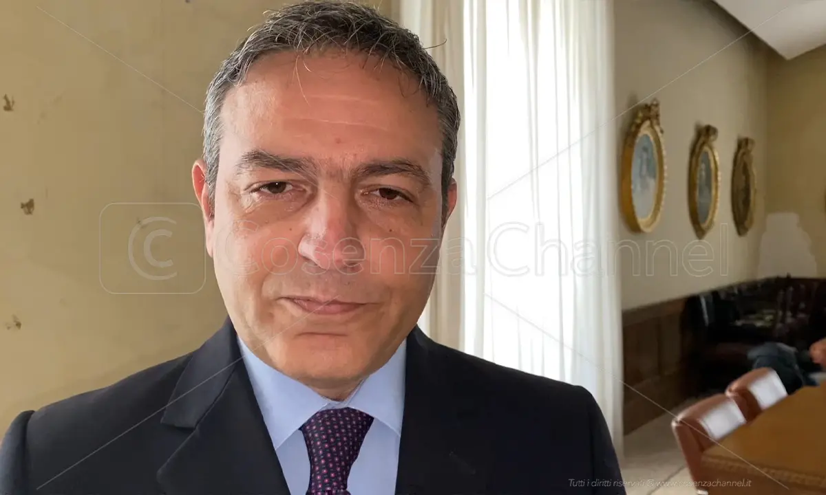 Il sindaco si lamenta di Municipia ma è da due anni che proroga il contratto