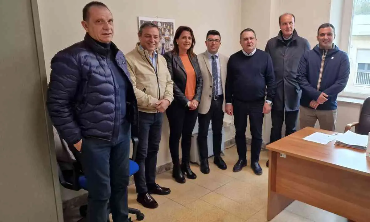 Nuovo ospedale Cosenza, la minoranza: «Il nervosismo di Caruso nasconde il fallimento del centrosinistra»