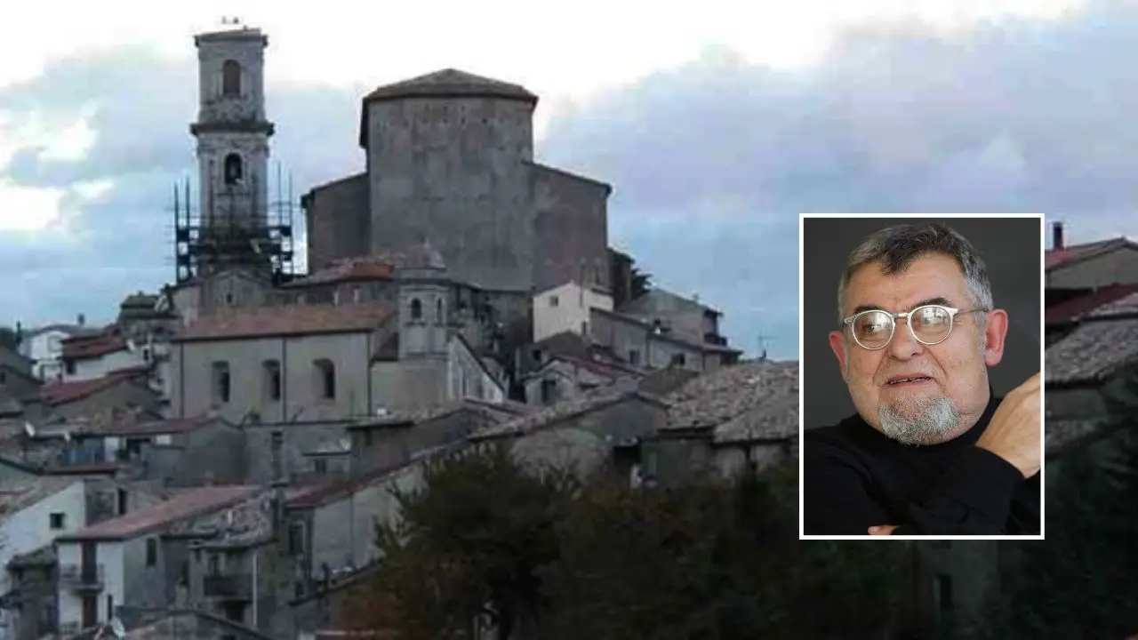 Lo spettacolo \"Panza, crianza e ricordanza\" di Giancarlo Cauteruccio in scena al teatro Gambaro di San Fili