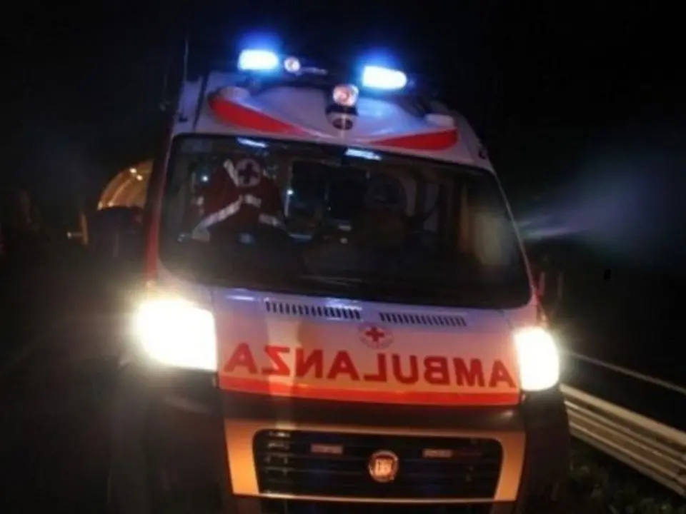 Frascineto, tragedia in un cantiere. Operaio schiacciato da una lastra di cemento