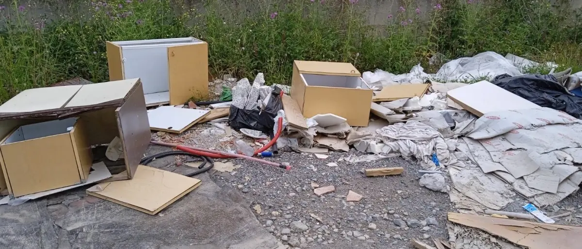 Rende, lotta agli zozzoni. Una pagina Fb per individuarli, 50 fototrappole per sanzionarli