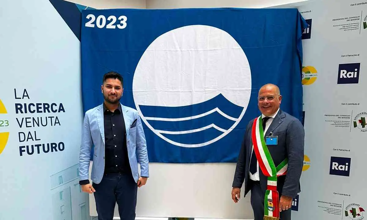 Trebisacce festeggia la decima Bandiera Blu: domani cerimonia in Comune