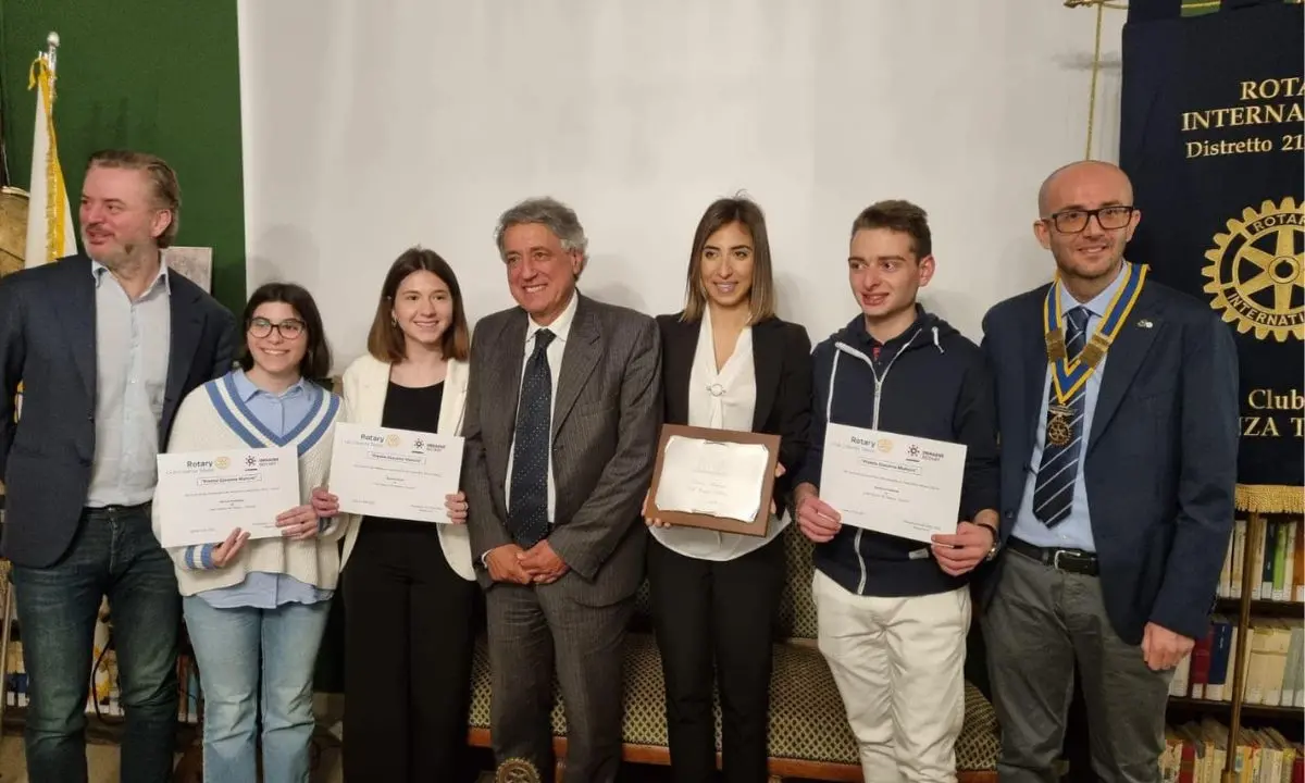 Il “Premio Giacomo Mancini” del Rotary Club Cosenza Telesio ai giovani impegnati nel campo della ricerca scientifica