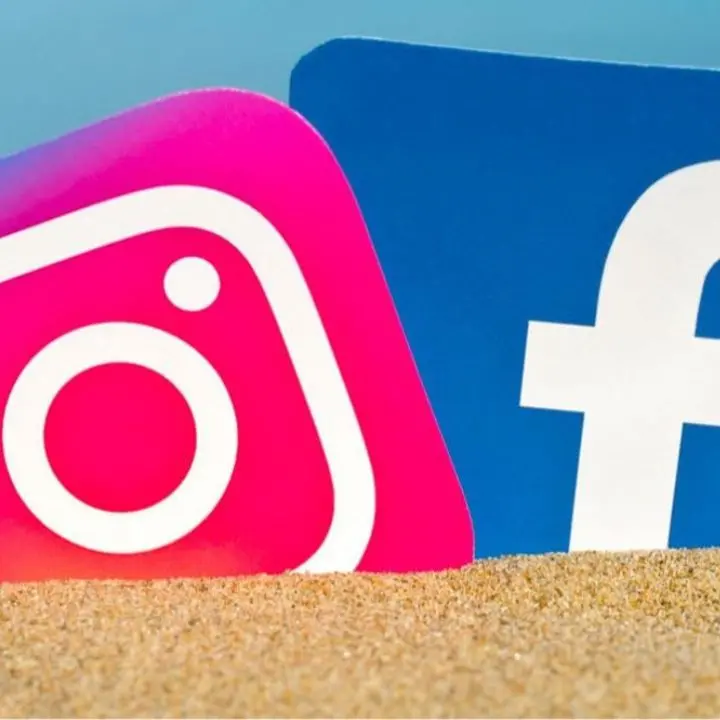 Facebook e Instagram in down, disservizi nella mattinata: segnalazioni in progressivo rientro\n