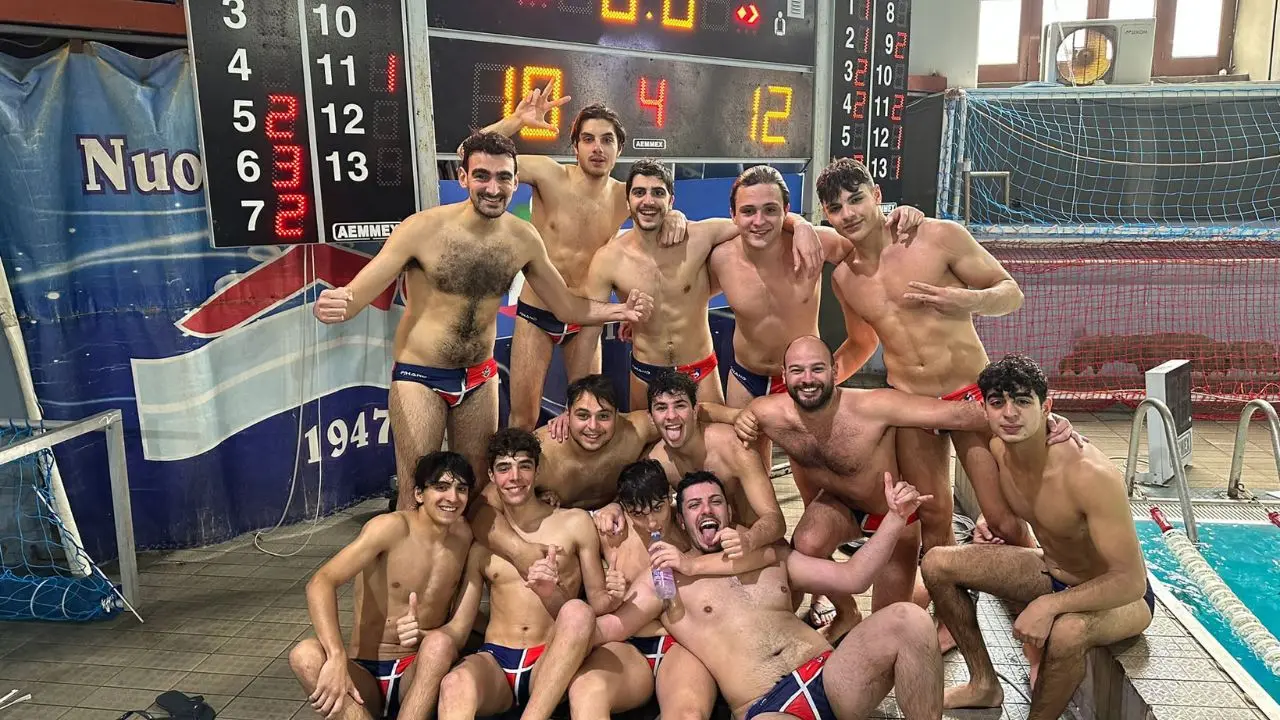 Cosenza pallanuoto, serie C maschile: vittoria per 10-12 a Catania, partita perfetta
