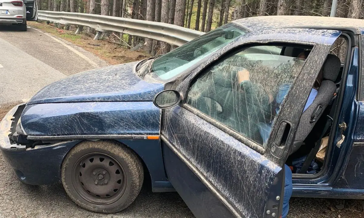 Incidente a San Giovanni in Fiore, l'ambulanza arriva un'ora dopo